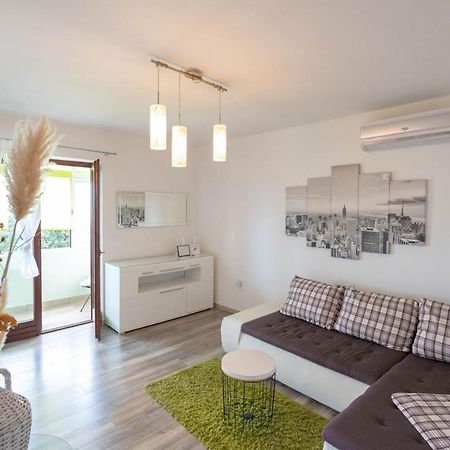 לובראן Apartman Doris מראה חיצוני תמונה